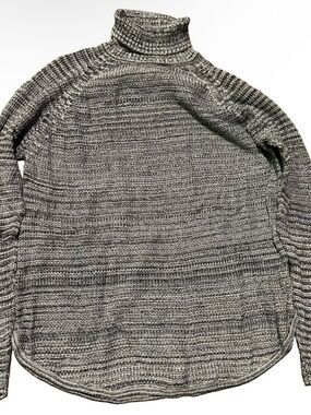 Women’s Eight Eight Eight Black White Knit Turtleneck Sweater Size XL